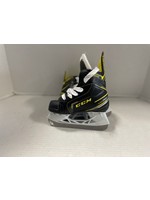 CCM Hockey CCM 9350 SKATE SZ Y9