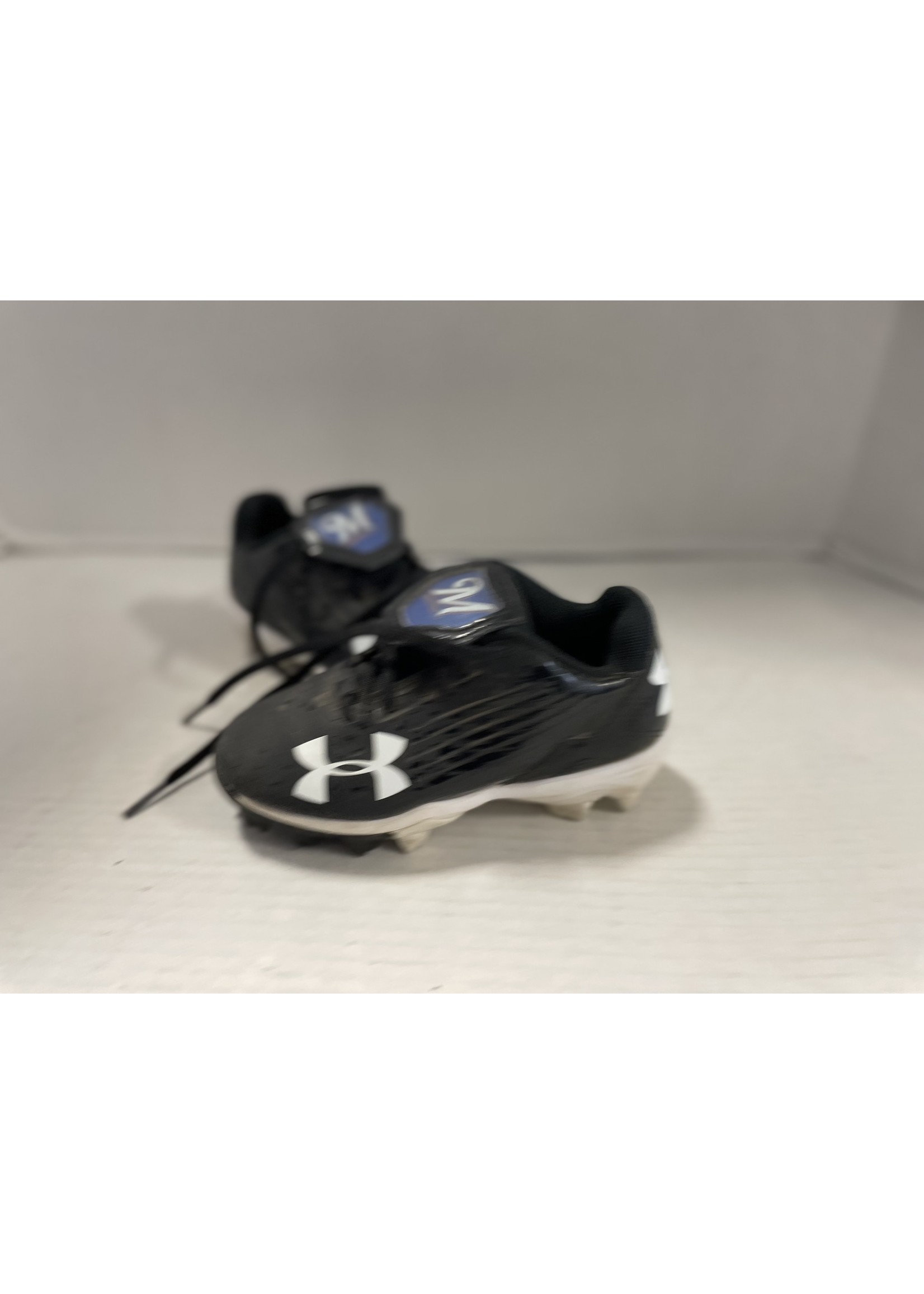 Under Armour UNDER ARMOUR BB CLEAT SZ Y10