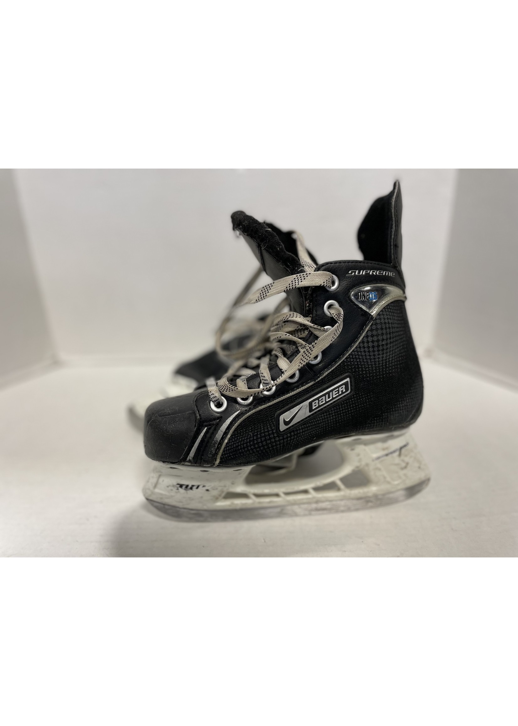 Bauer BAUER NIKE SUPREME SKATE SZ 2