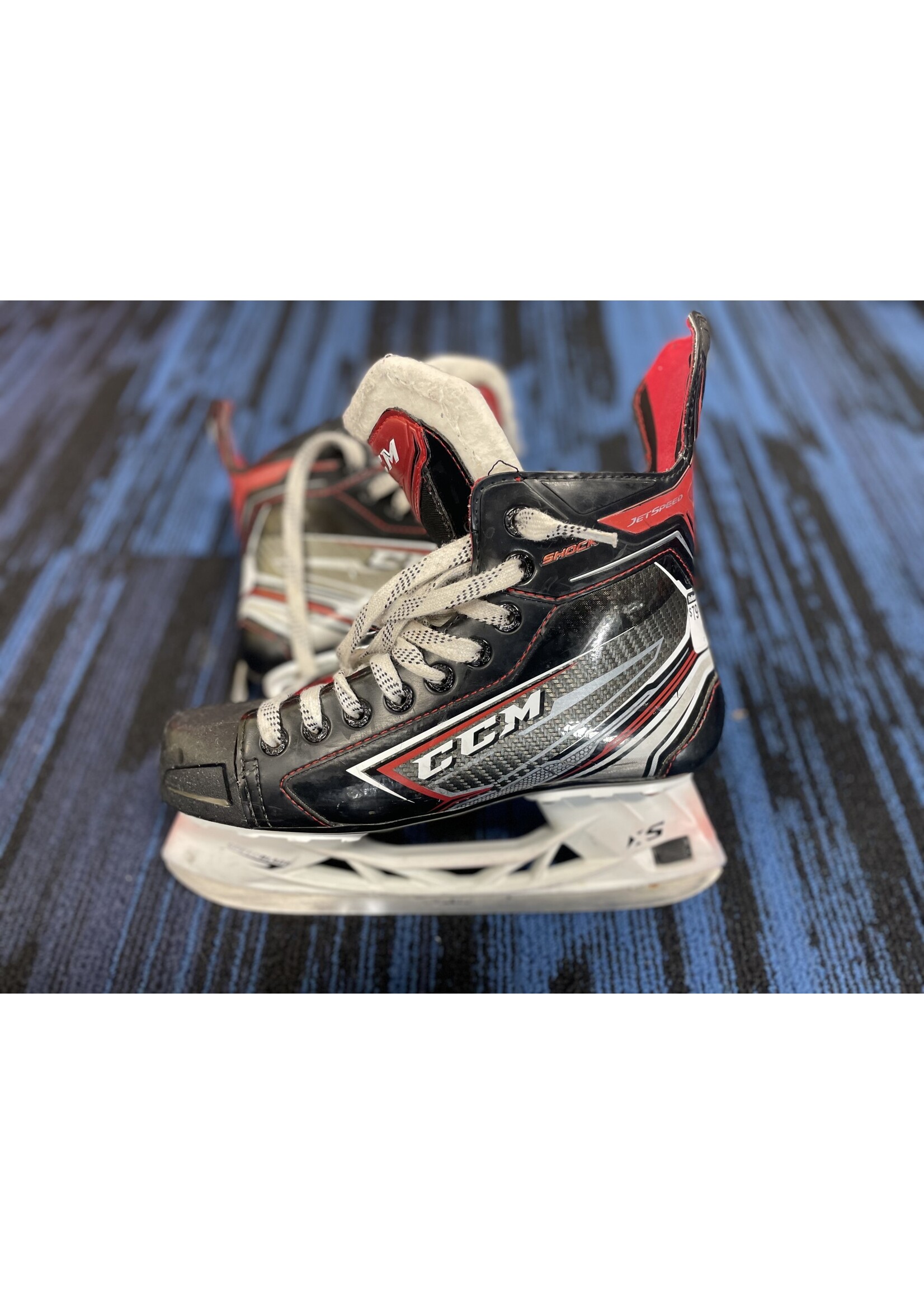 CCM Hockey CCM JETSPEED SHOCK HOCKEY SKATE SZ 5