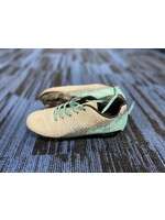 VIPER SOCCER SHOE SZ 2.5