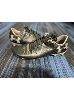 Under Armour UNDER ARMOUR MAGNETICO SOCCER SHOE SZ 9.5