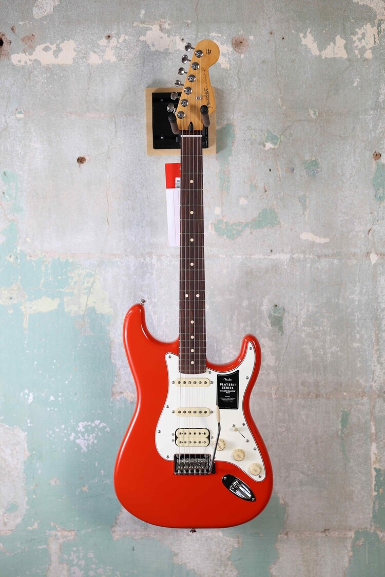 Fender Fender Player II Stratocaster® HSS - Coral Red