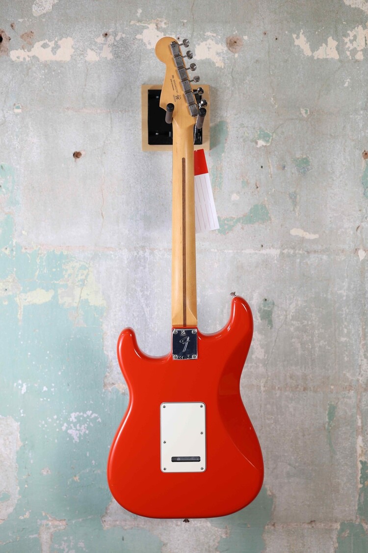 Fender Fender Player II Stratocaster® HSS - Coral Red