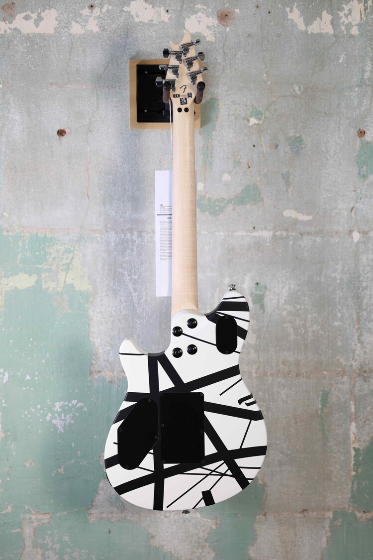 EVH EVH Wolfgang Special Striped Series, Ebony Fingerboard - Black and White