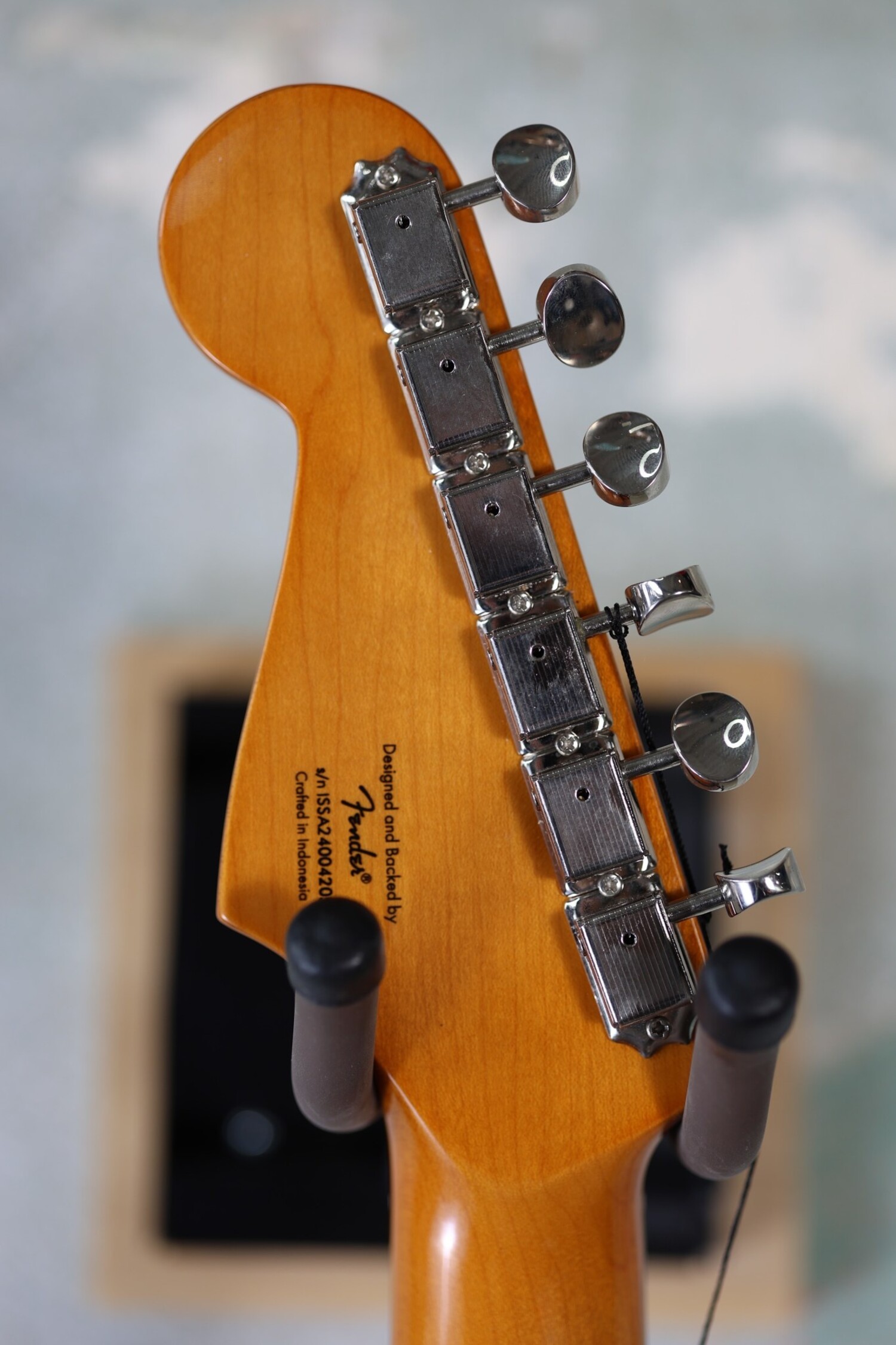Limited Edition Squier Classic Vibe '60s Stratocaster HSS
