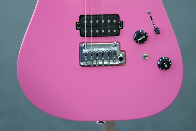 Charvel Charvel Pro-Mod DK24 HH 2PT CM - Bubblegum Pink