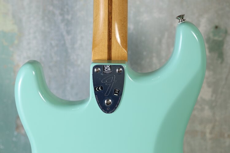 Fender Fender Vintera® II '70s Stratocaster® with Rosewood Fretboard - Surf Green