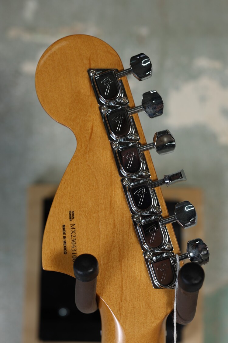 Fender Fender Vintera® II '70s Stratocaster® with Rosewood Fretboard - Surf Green