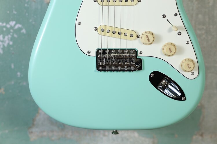 Fender Fender Vintera® II '70s Stratocaster® with Rosewood Fretboard - Surf Green
