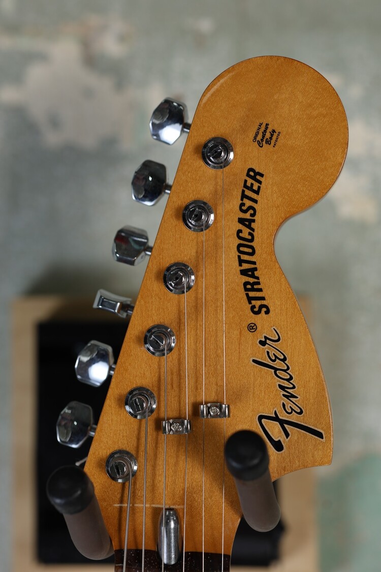 Fender Fender Vintera® II '70s Stratocaster® with Rosewood Fretboard - Surf Green