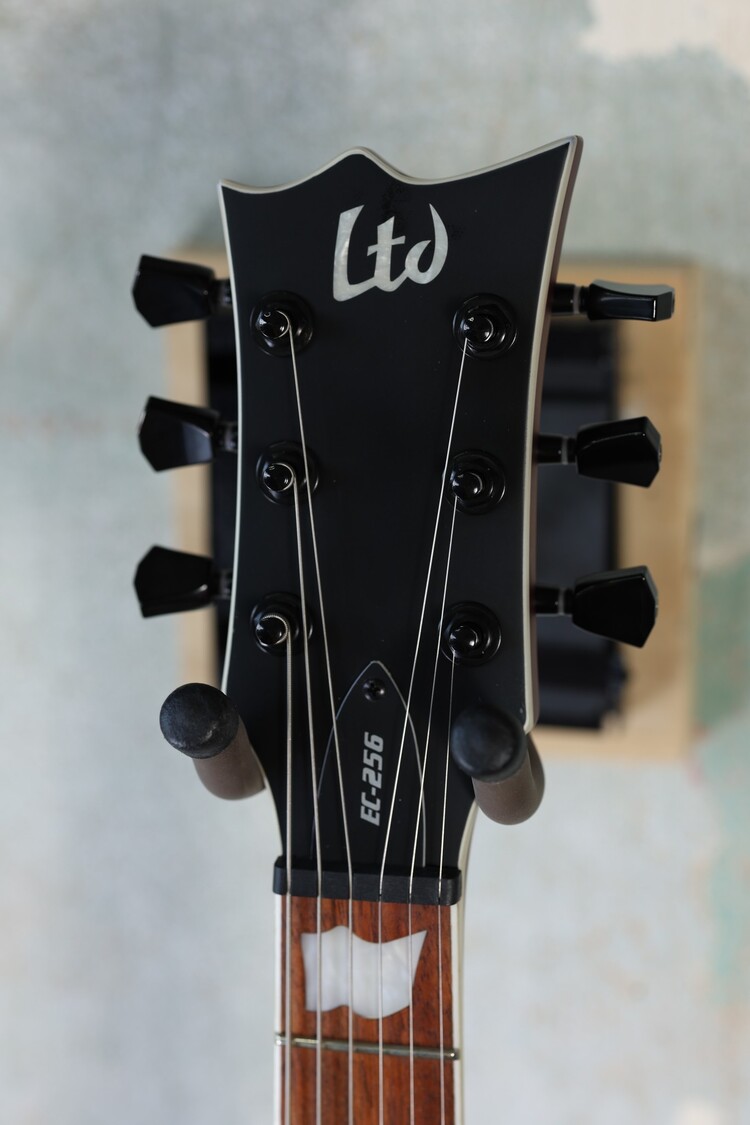 ESP LTD ESP LTD EC-256 - Candy Apple Red Satin