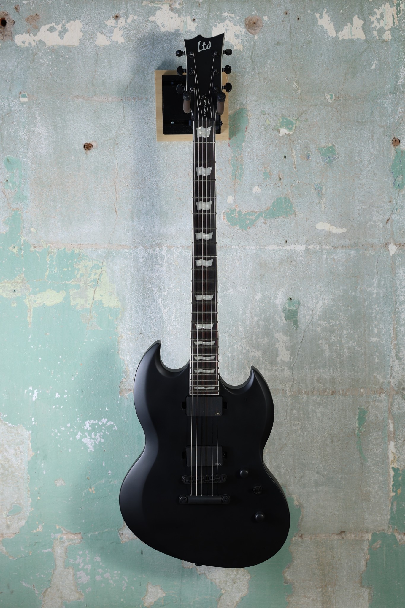 esp-ltd-esp-ltd-viper-400-
