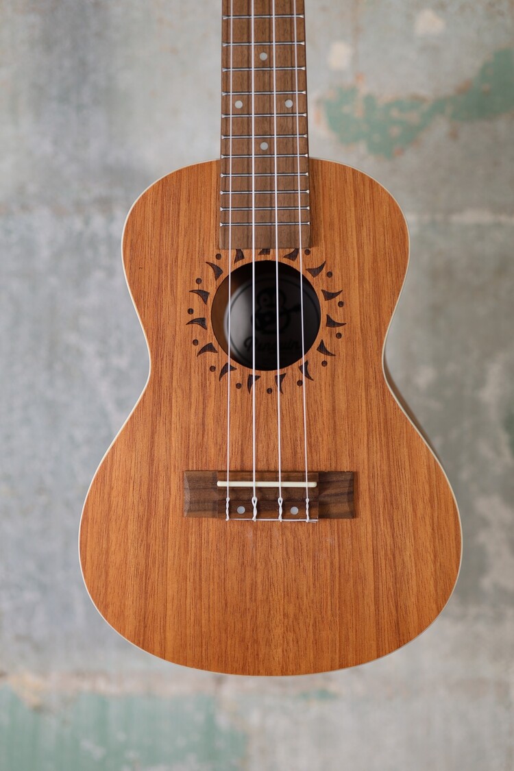 Amahi Penguin PGUKMS Penguin Mahogany, Soprano