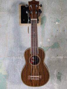 Amahi Amahi UK445S Amahi Classic Bocote Top, Back & Sides, Soprano