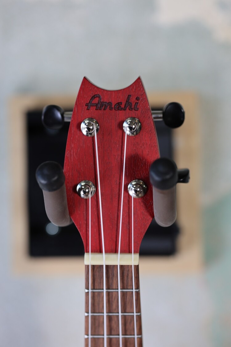 Amahi Amahi 17" UK-110RD Sopranino Ukulele - Red
