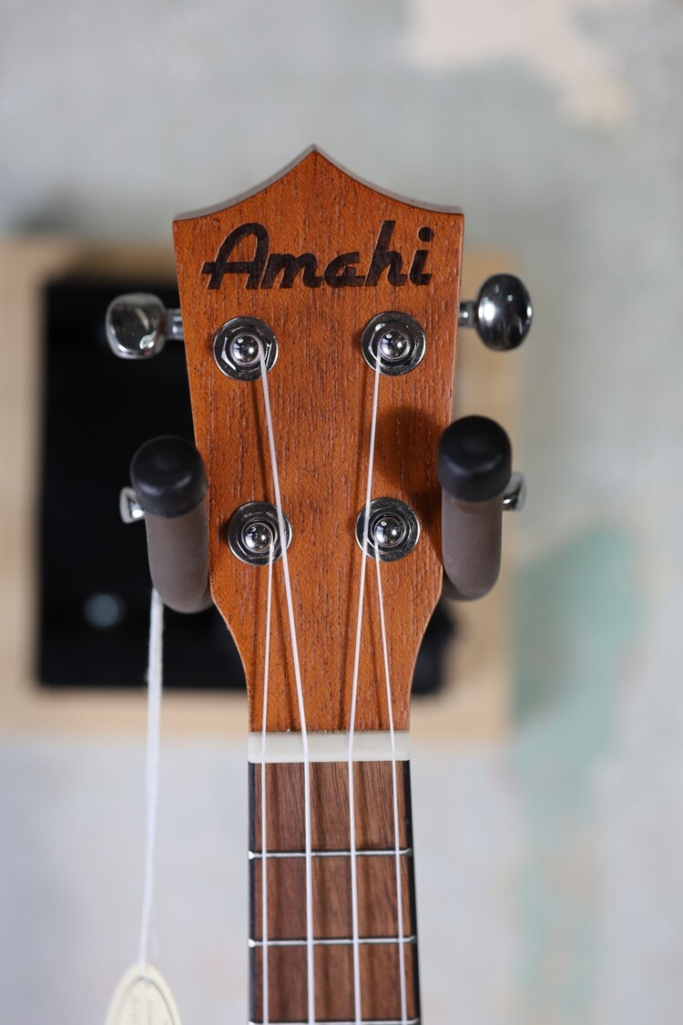 Amahi Amahi Starry Night Concert Ukelele UKC-3DA4
