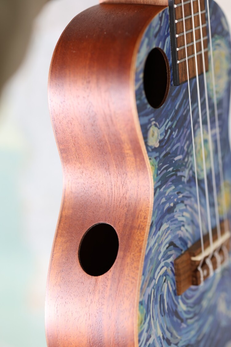 Amahi Amahi Starry Night Concert Ukelele UKC-3DA4