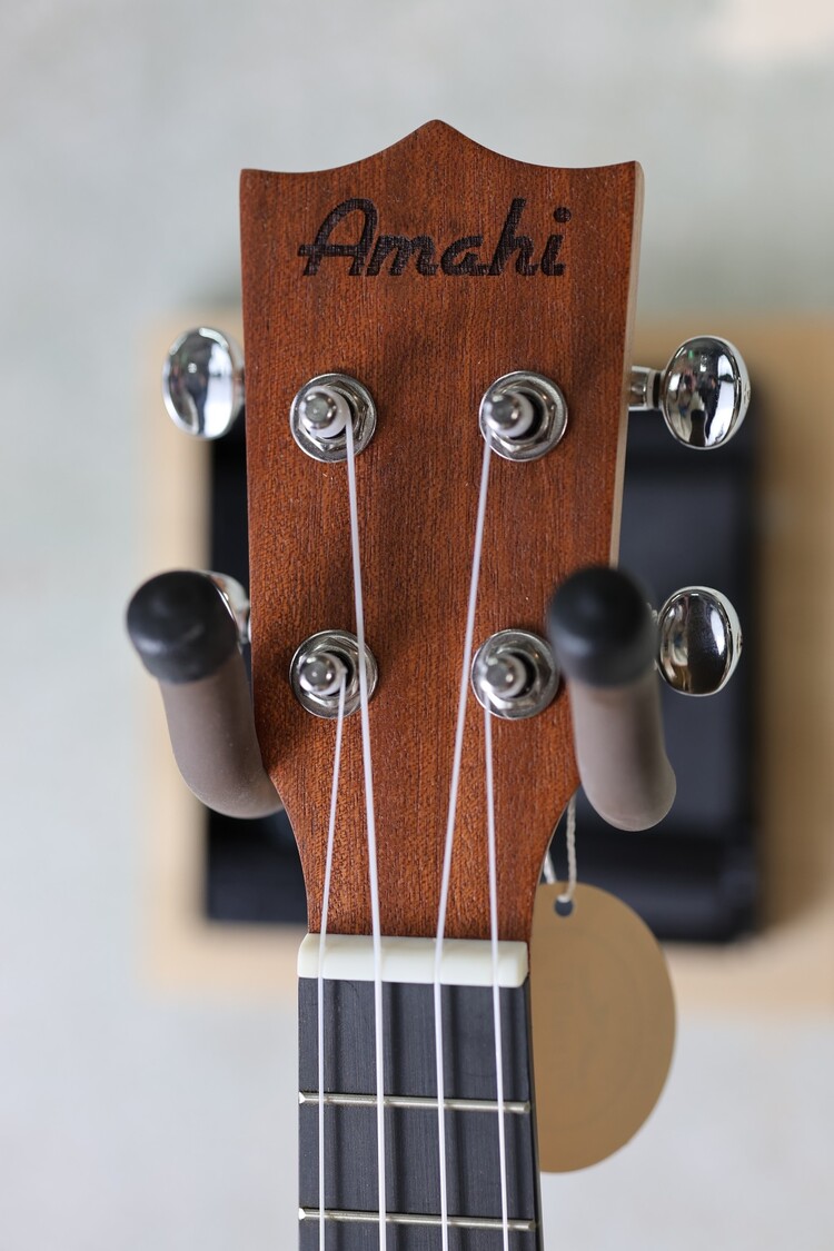 Amahi Amahi Elephant Tree Laser-etched Soprano Ukulele