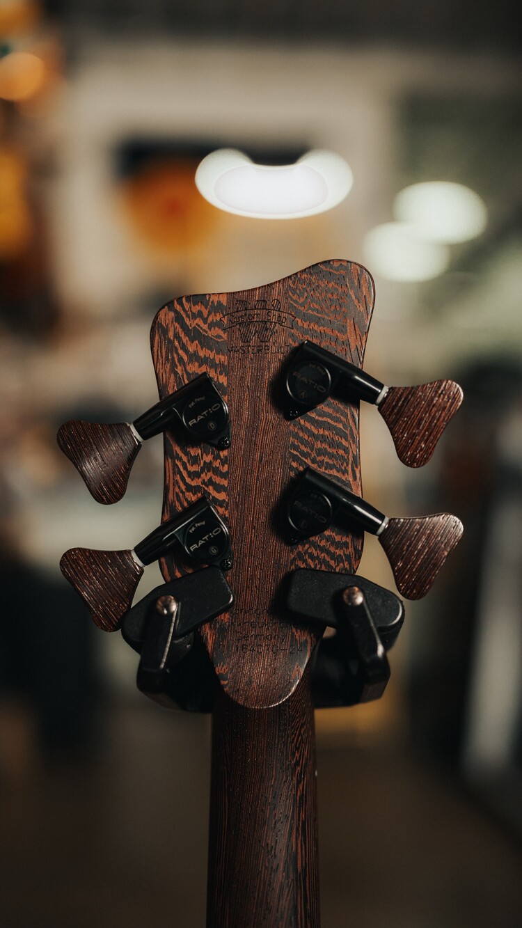 Warwick Warwick Custom Shop Masterbuilt Corvette FNA Jazzman Bass 2024