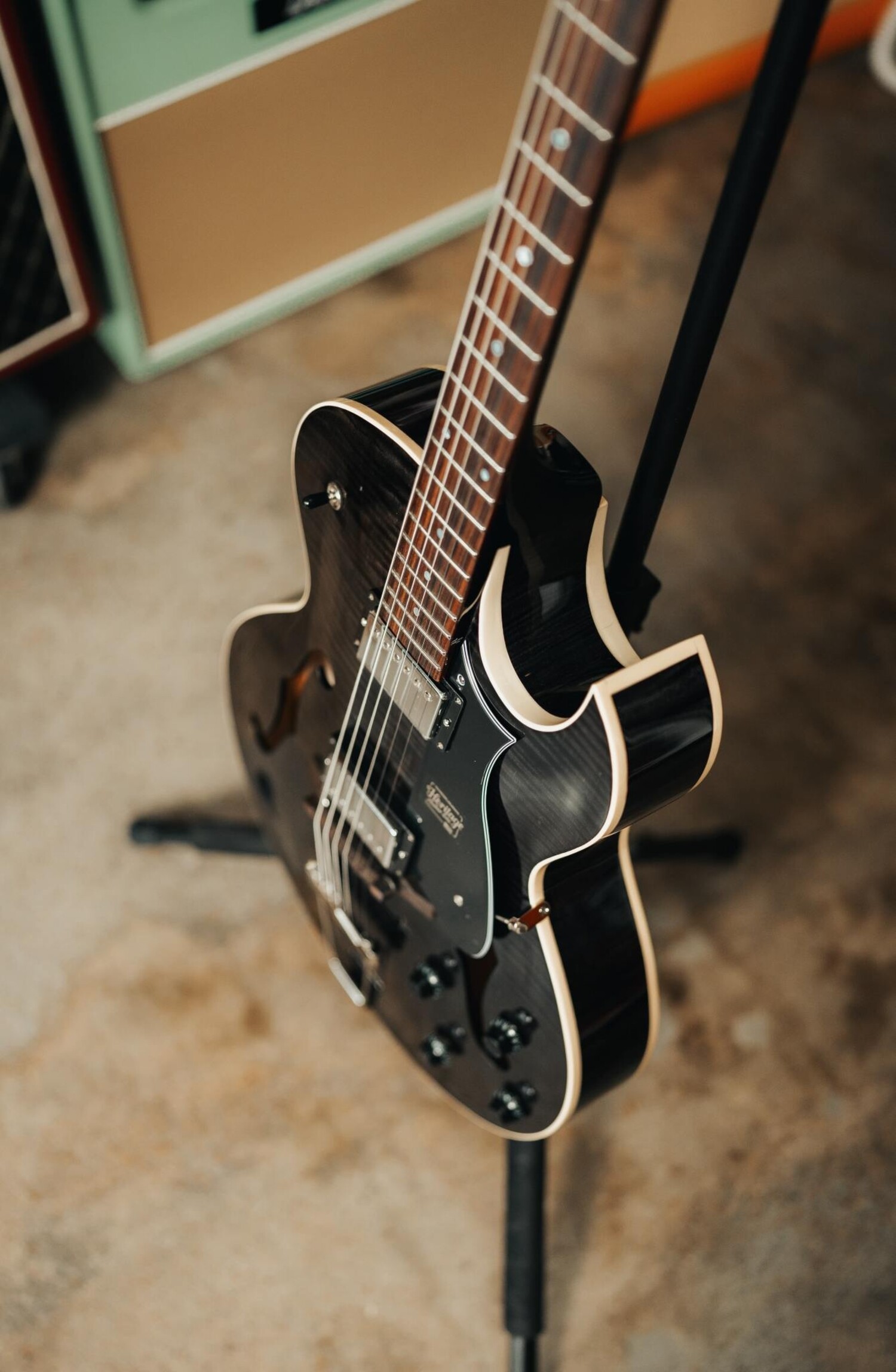 Heritage Factory Special H-575 Archtop Hollow Electric