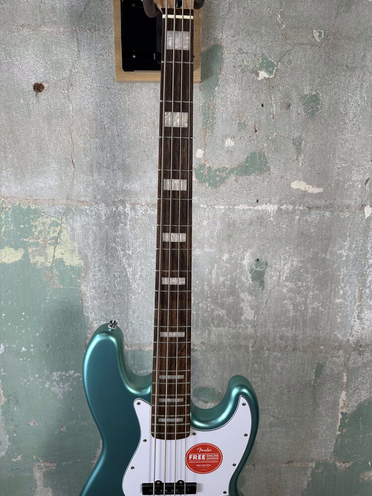 Squier Affinity Series Active Jazz Bass - Mystic Sea Foam Green
