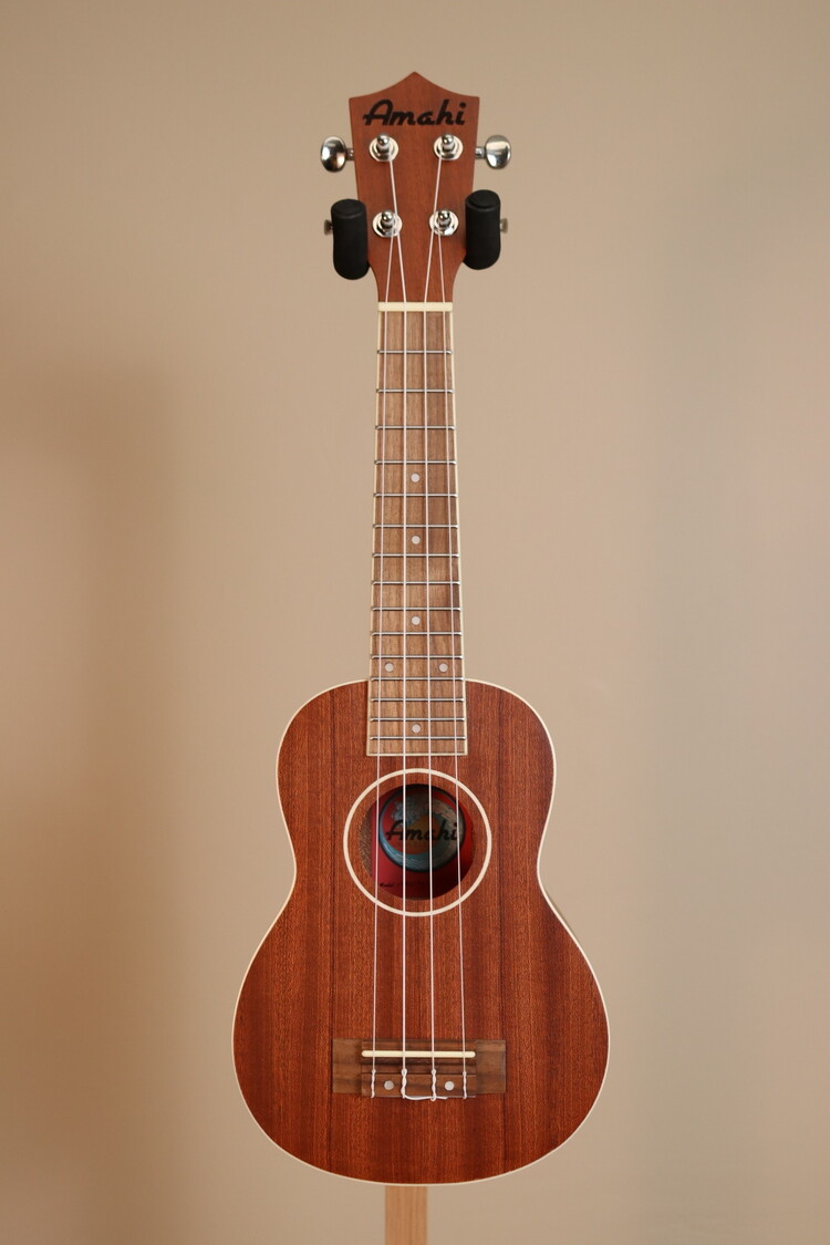 Amahi Amahi UK217S Soprano Mahogany Uke w/ White Binding