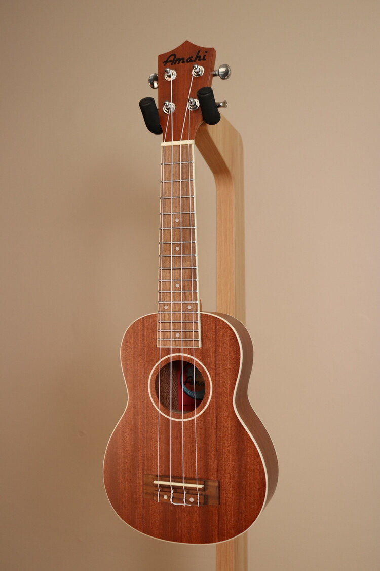 Amahi Amahi UK217S Soprano Mahogany Uke w/ White Binding