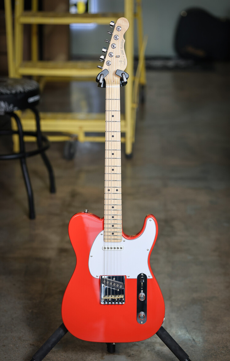 G&L G&L ASAT Classic - Fullerton Red