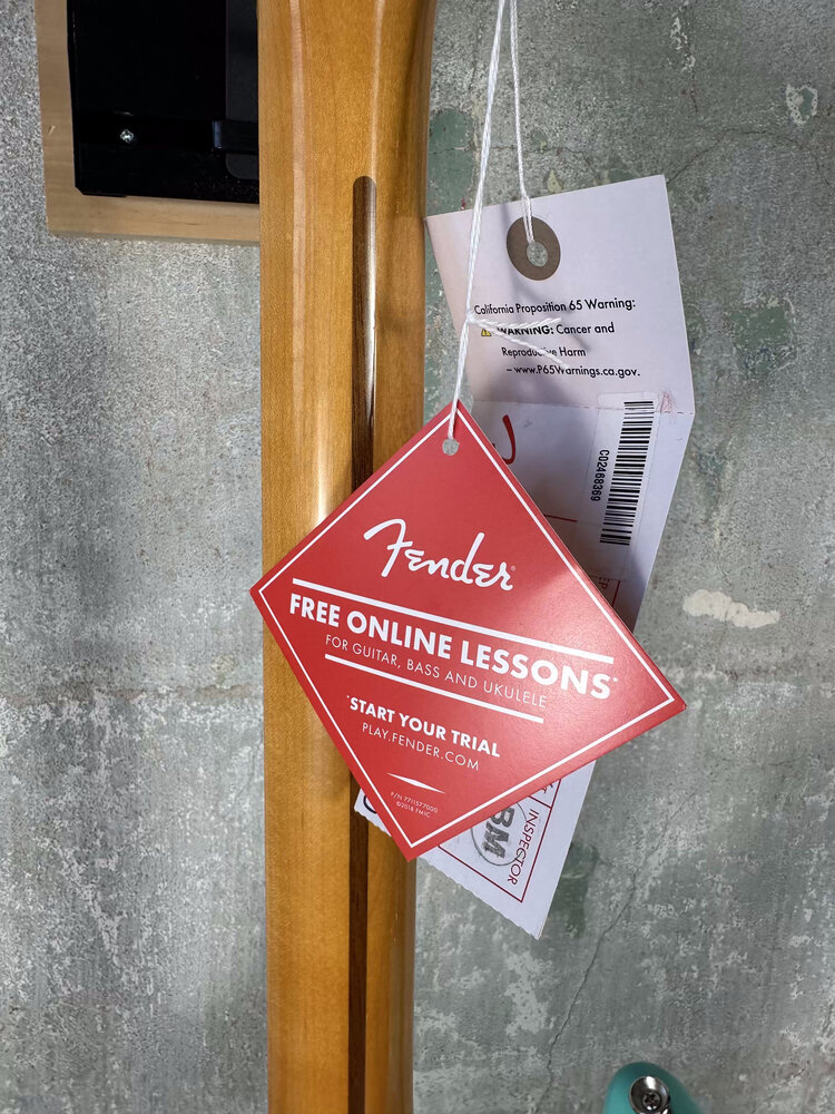 Fender Fender American Vintage II 1957 Stratocaster® - Sea Foam Green