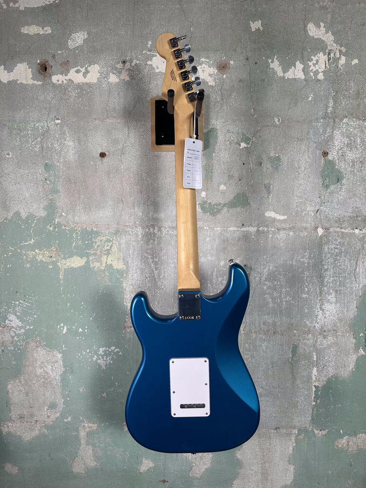 Fender Fender Standard Stratocaster® - Aqua Marine Metallic