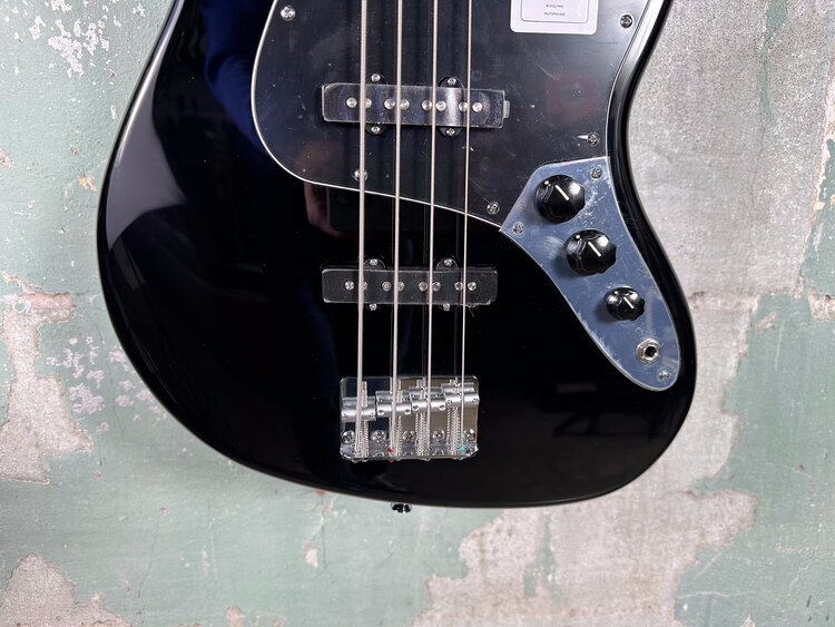 Fender Fender Standard Jazz Bass® - Black
