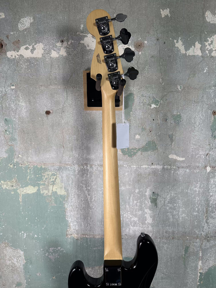 Fender Fender Standard Jazz Bass® - Black