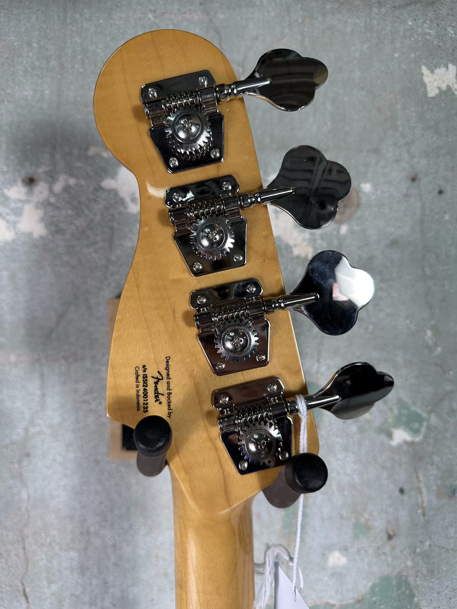 Squier Classic Vibe '70s Jazz Bass - Black - Tulsa Guitar Company