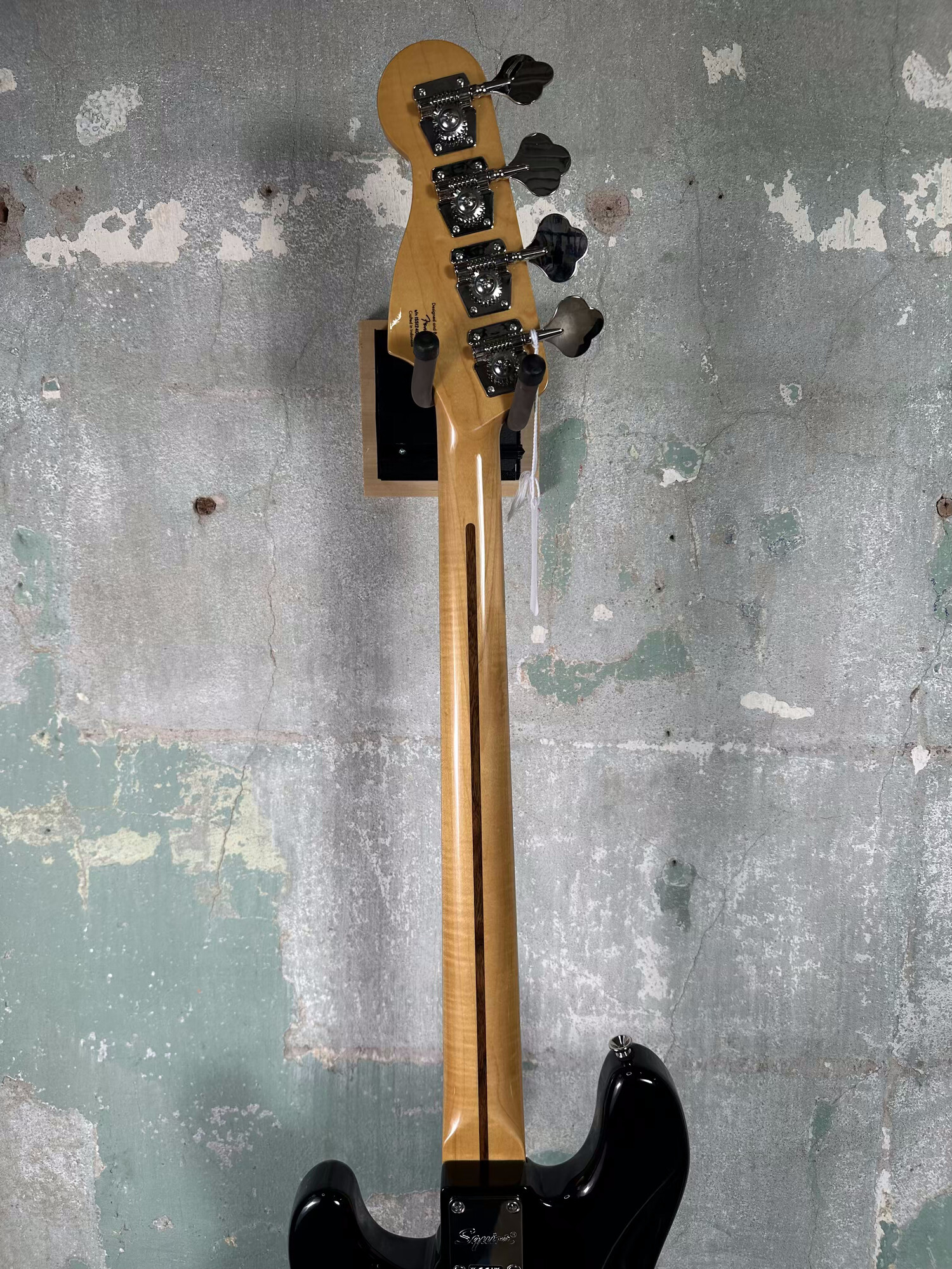 Squier Classic Vibe '70s Jazz Bass - Black - Tulsa Guitar Company