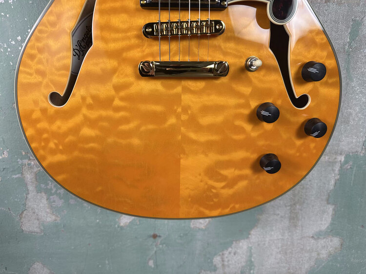 D'Angelico D'Angelico Excel DC XT - Vintage Natural Quilt