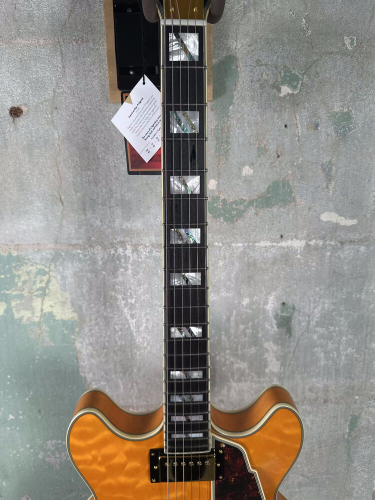 D'Angelico D'Angelico Excel DC XT - Vintage Natural Quilt