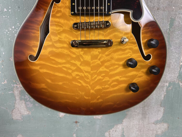 D'Angelico D'Angelico Excel DC XT - Iced Tea Burst Quilt