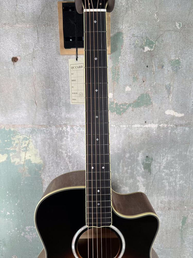 D'Angelico D'Angelico Excel Gramercy - Vintage Sunset