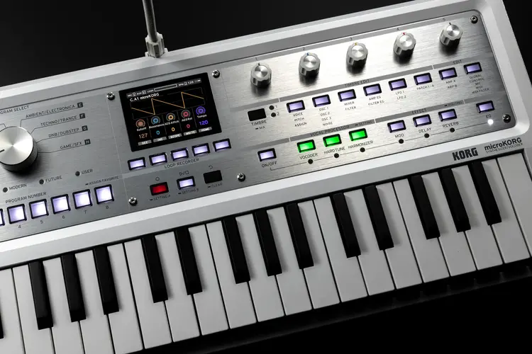 Korg Korg MicroKORG 2 37-Key Synthesizer/Vocoder - White