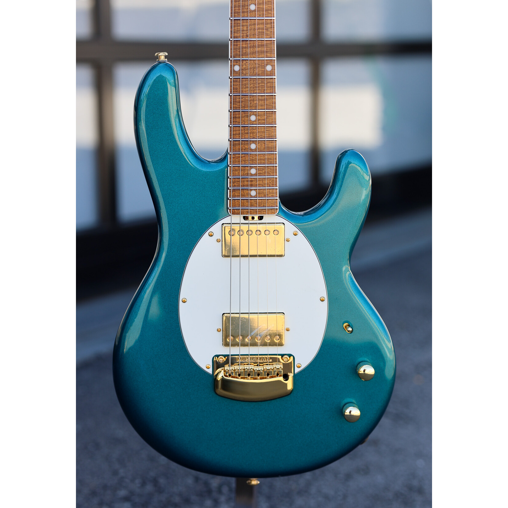 Ernie Ball Music Man Ernie Ball Music Man Cory Wong Signature StingRay II Deluxe - Pine Green
