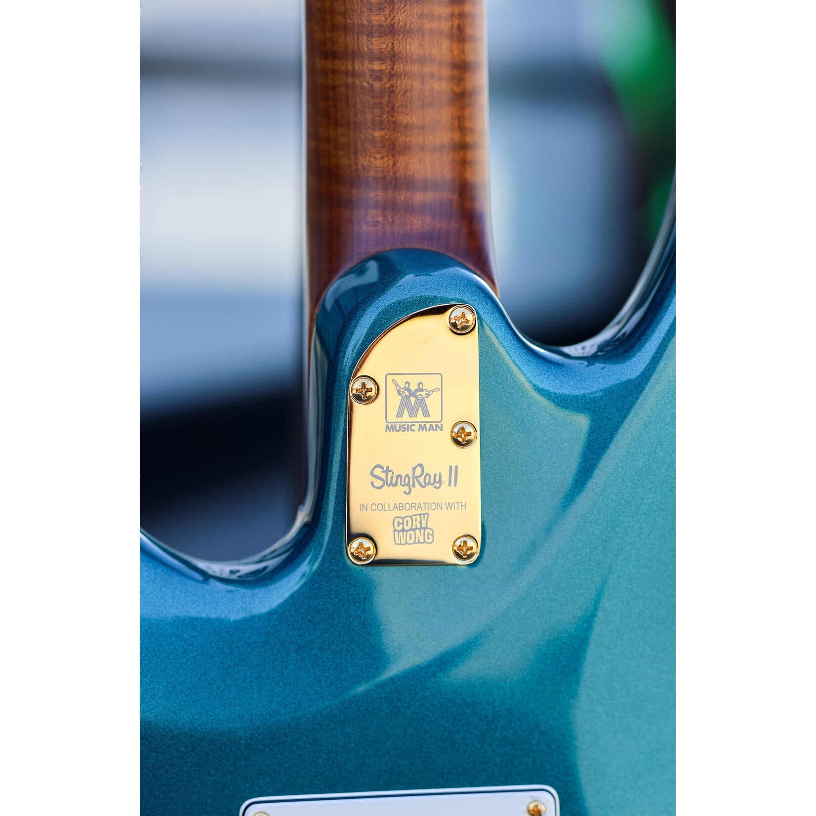 Ernie Ball Music Man Ernie Ball Music Man Cory Wong Signature StingRay II Deluxe - Pine Green