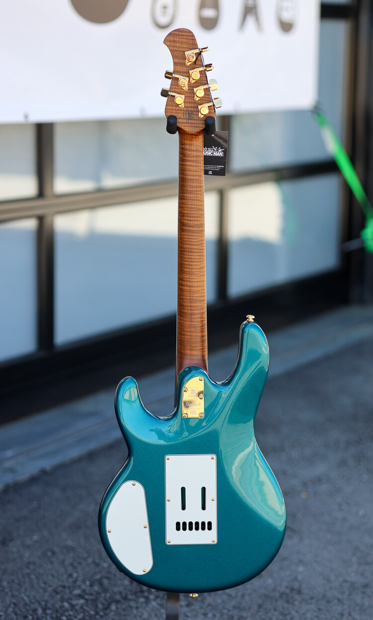 Ernie Ball Music Man Ernie Ball Music Man Cory Wong Signature StingRay II Deluxe - Pine Green