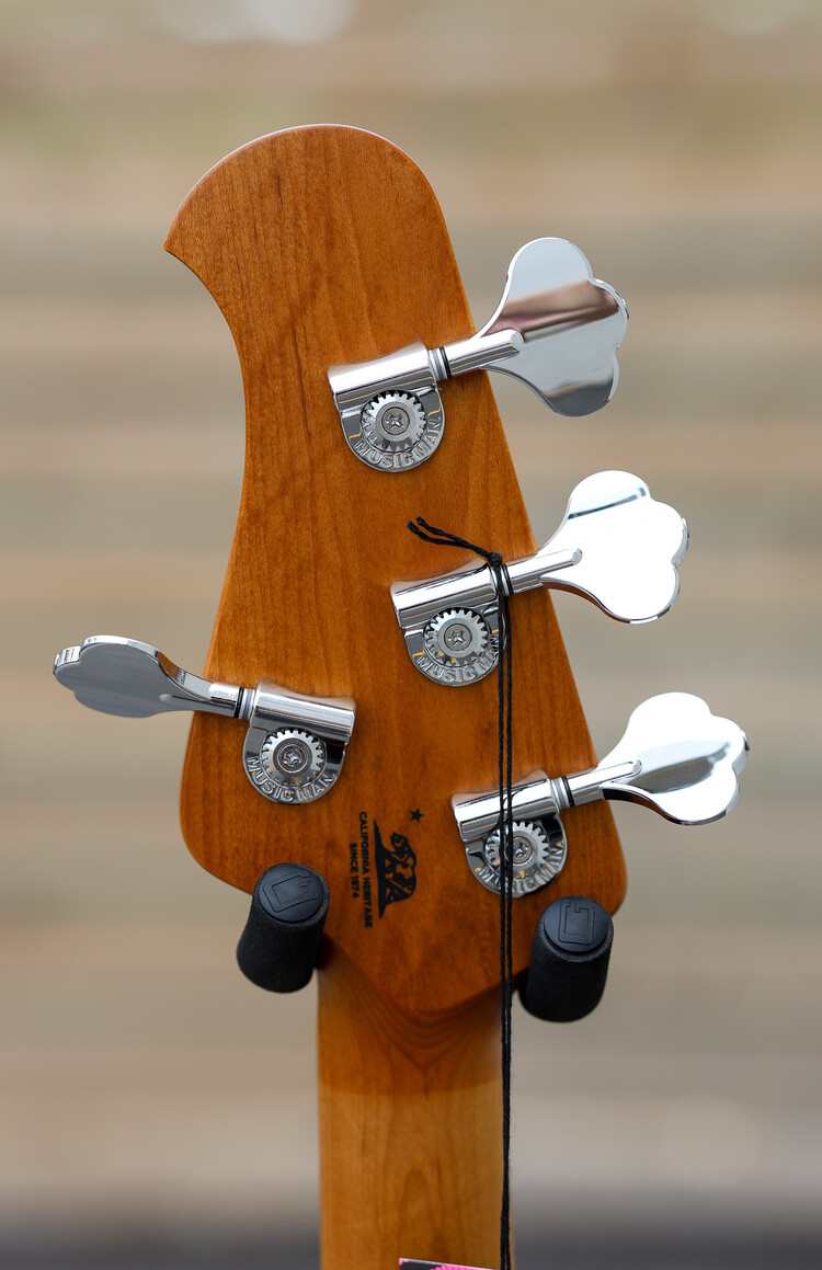 Ernie Ball Music Man Ernie Ball Music Man StingRay Special 4 HH - Dazzler