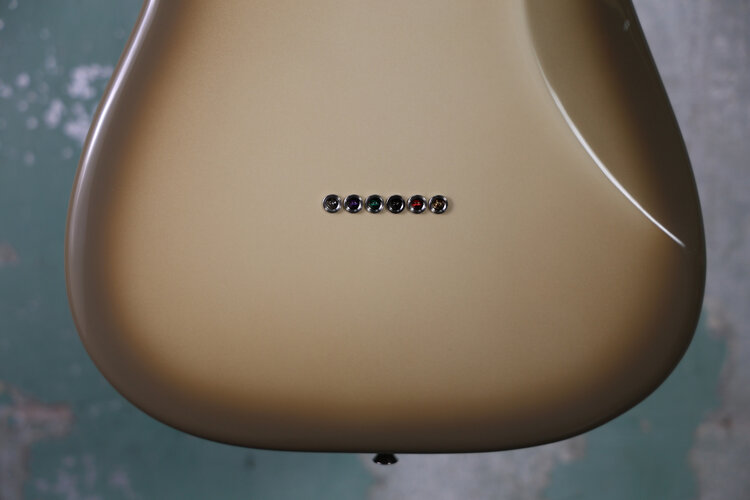 Fender Fender 70th Anniversary Vintera® II Antigua Stratocaster®