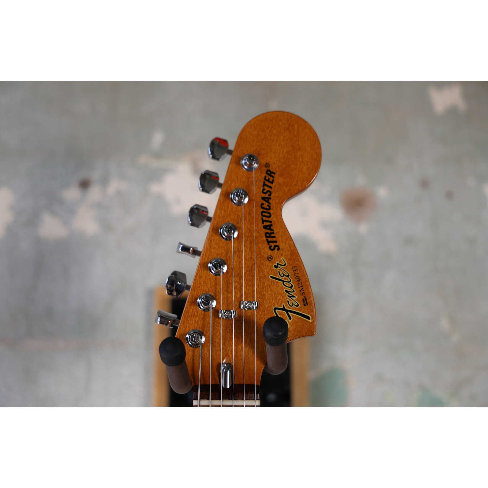 Fender Fender 70th Anniversary Vintera® II Antigua Stratocaster®