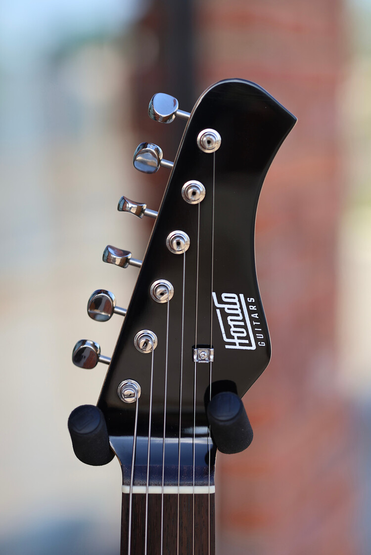 Hondo Guitars Hondo Guitars Ponyboy Electric Guitar with Hardshell Case - Sundown Finish (Pre-Order)