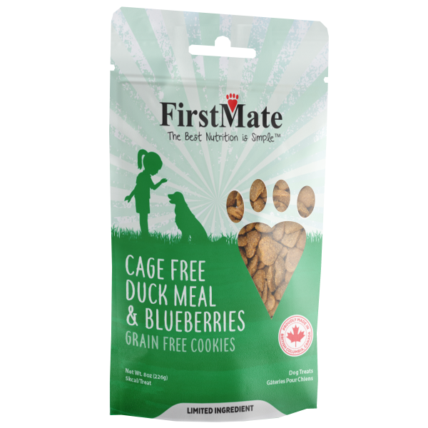 First Mate Dog Treat Duck & Blueberries 8 oz