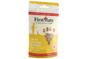 FirstMate Dog Treats Chicken & Blueberries Mini Trainers 8oz