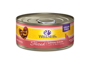 Wellness Cat Sliced Salmon 5.5oz